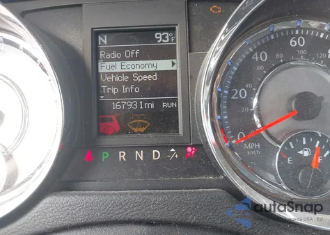 2015 Chrysler Town & Country Touring z USA, uszkodzony, nr VIN 2C4RC1BG5FR709245